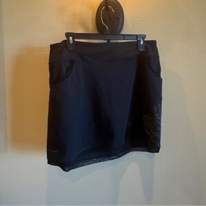 Pearl izumi althlesure skirt size xl. sport skirt. black.
